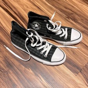 Converse- Green and Black plaid